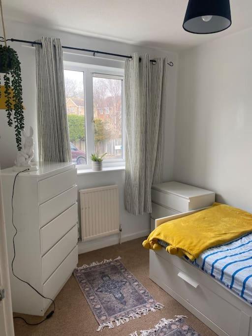Home From Home Sleeps Seven Hastings Bagian luar foto